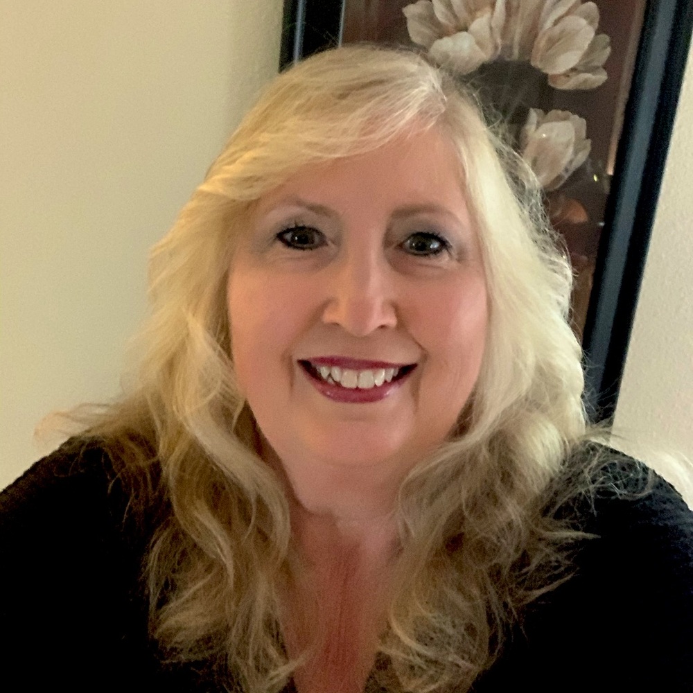 Meet your Posher, Debbie